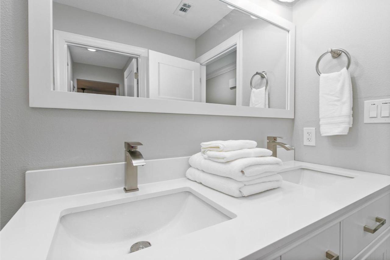 Gorgeous 3 Bedroom Condo In The Perfect Locationseaoats302 St. Pete Beach Kültér fotó